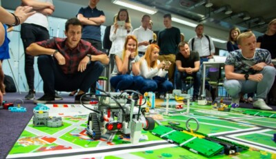 Helmes Hack Day Spoiler Alert: Ultimate Robots Will Be Built!